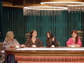 Женский клуб. Новогодний