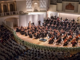 Моцарт, Чайковский Российский национальный молодёжный симфонический оркестр Дирижёр — Валентин Урюпин Элисо Вирсаладзе (фортепиано)