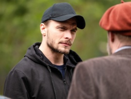 Уходя, закрывайте двери