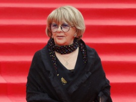 Улыбка Аллы Суриковой. К юбилею режиссёра