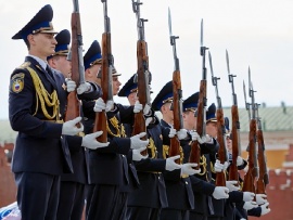Один век — один день. К 100-летию комендатуры Московского Кремля