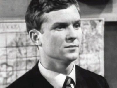 Солдаты в синих шинелях