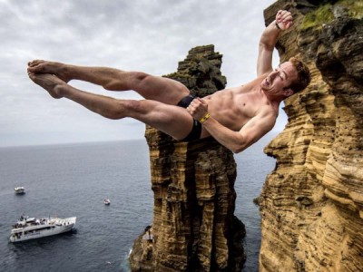 Гремящий дым