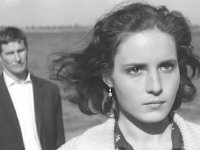 А теперь суди