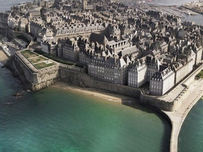 Сен-Мало. Крепость у моря