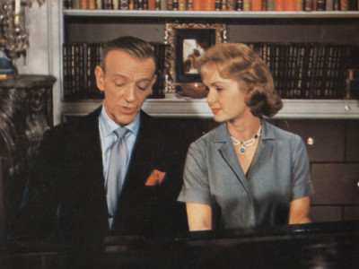 В его приятной компании