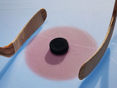 Хоккей. Благотворительный матч с участием легенд хоккея. Прямая трансляция из Норильска