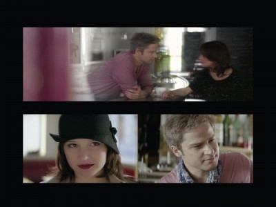 Девушка в чулках с подвязками