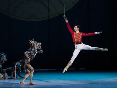 П.И. Чайковский. Балет Щелкунчик в постановке МАМТ. Хореография Юрия Посохова