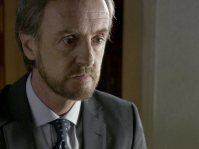 Белые перчатки