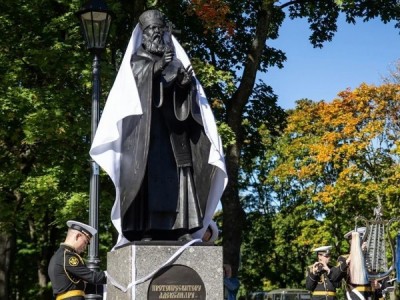 Александр Желобовский. Первый протопресвитер