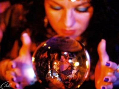 Экстрасенсы