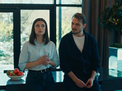 Стеклянный дом