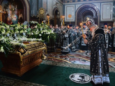 Утреня с чтением 12 Евангелий. Прямая трансляция