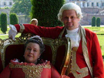 Пером и шпагой