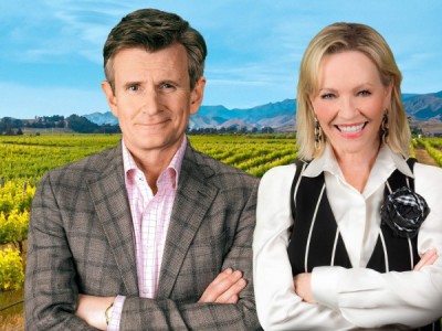 Под виноградной лозой