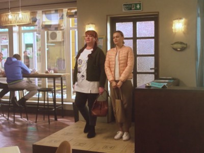 Две девицы на мели