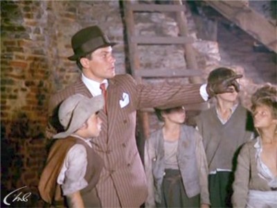 Комиссар полиции и Малыш