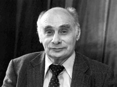 Георгий Флёров