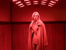 Премьера. Переведи её через Майдан