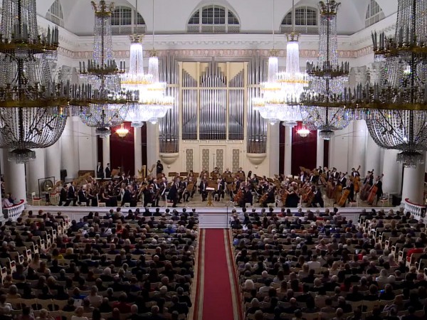 Людвиг ван Бетховен. Симфония No. 5. Академический симфонический оркестр Санкт-Петербургской филармонии. Дирижёр Александр Дмитриев