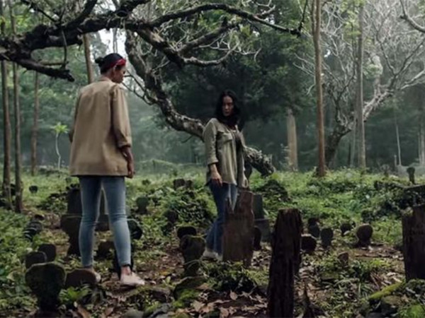 Ведьма. Деревня проклятых (2)