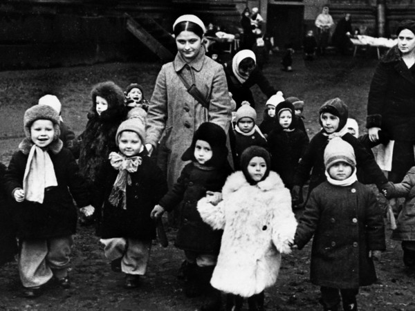 Блокада. Дети. Памяти Тани Савичевой