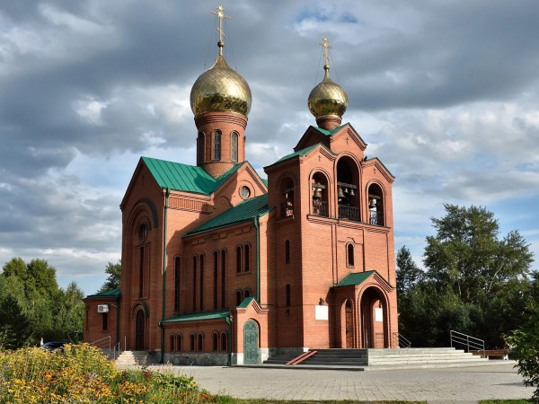 Храм всех святых поселка Зырянка