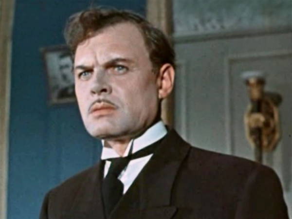 Павел Кадочников. Затерянный герой