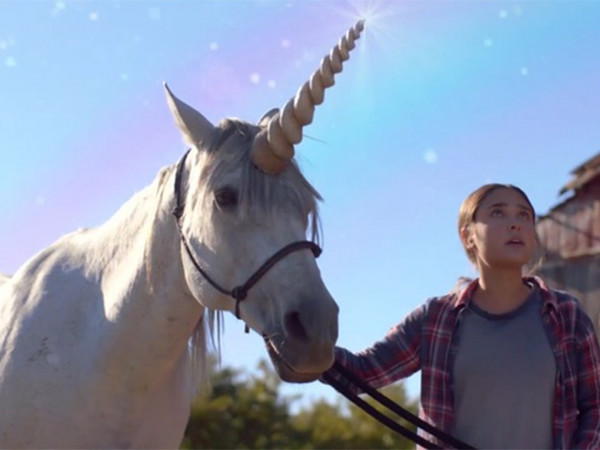 Спаркл: История единорога