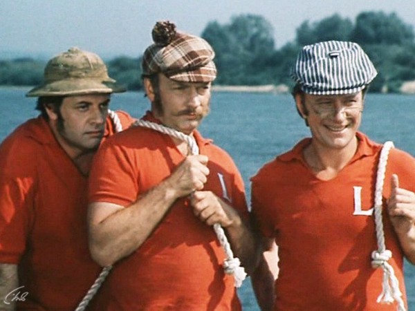 Трое в лодке, не считая собаки