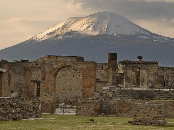 Помпеи: после извержения