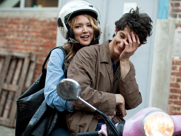 Притворись моим парнем