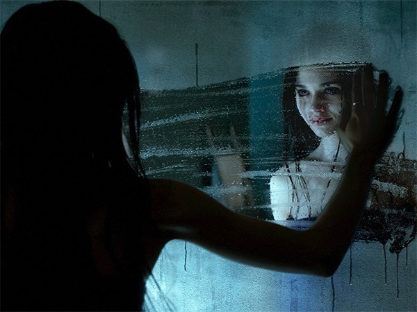 Темное зеркало