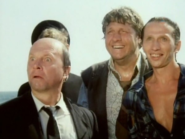 Самолет летит в Россию