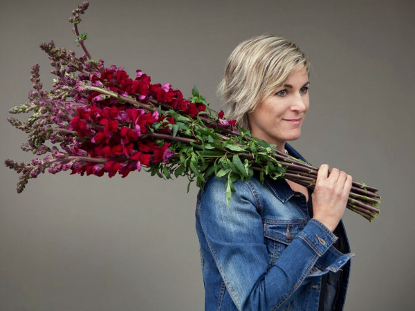 Цветок и нож