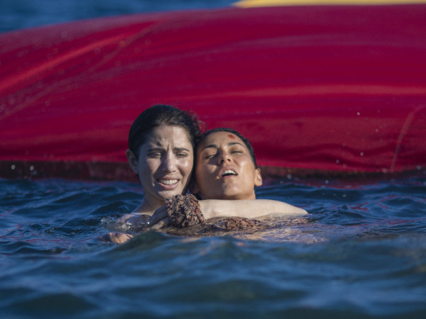 S.O.S.: Женщины в море