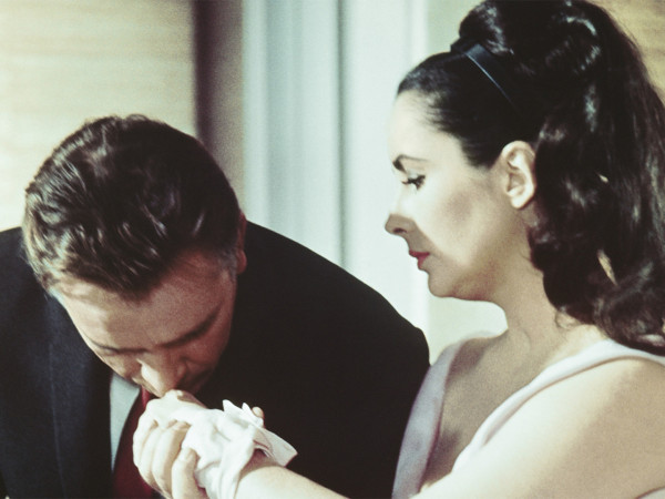 Очень важные персоны