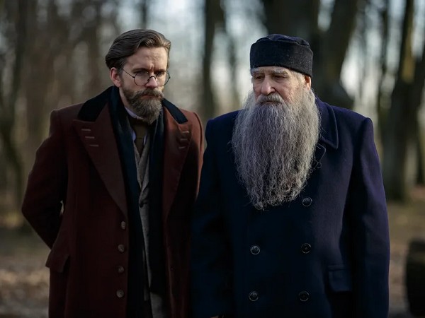 Дед Морозов (2)