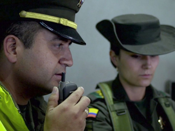 Служба безопасности аэропорта: Бразилия и Перу. Страйболки с кокаином