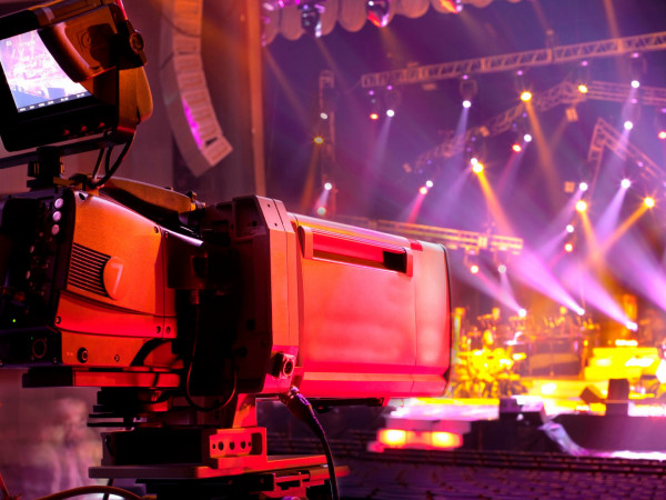 Праздничный концерт, посвященный 107-летию Ленинского Комсомола