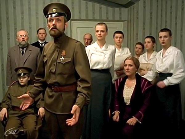 Романовы: Венценосная семья