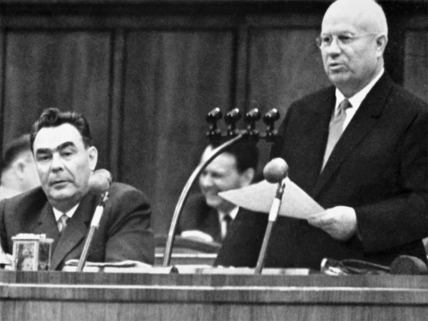 Брежнев против Хрущева. Удар в спину (2)