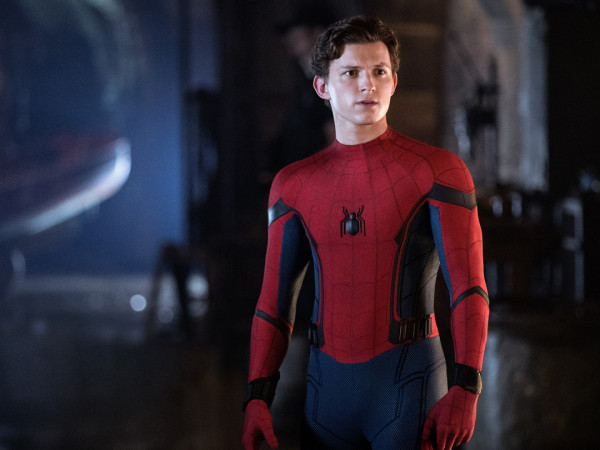 Человек-паук: Вдали от дома (2)