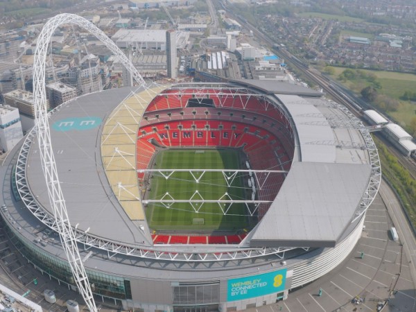 Суперстадионы