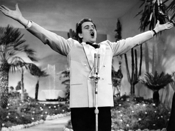 Синева в синеве