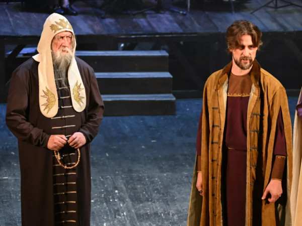 Телеверсия спектакля Царь и Бог