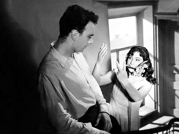 Летят журавли. Журавлики-кораблики летят под небесами