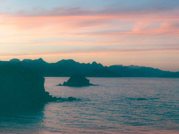 Из ниоткуда в никуда: Всё отлично! (2)