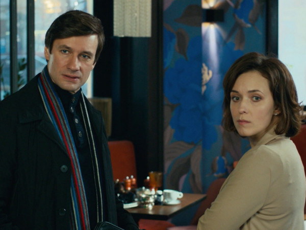 Розы на стекле